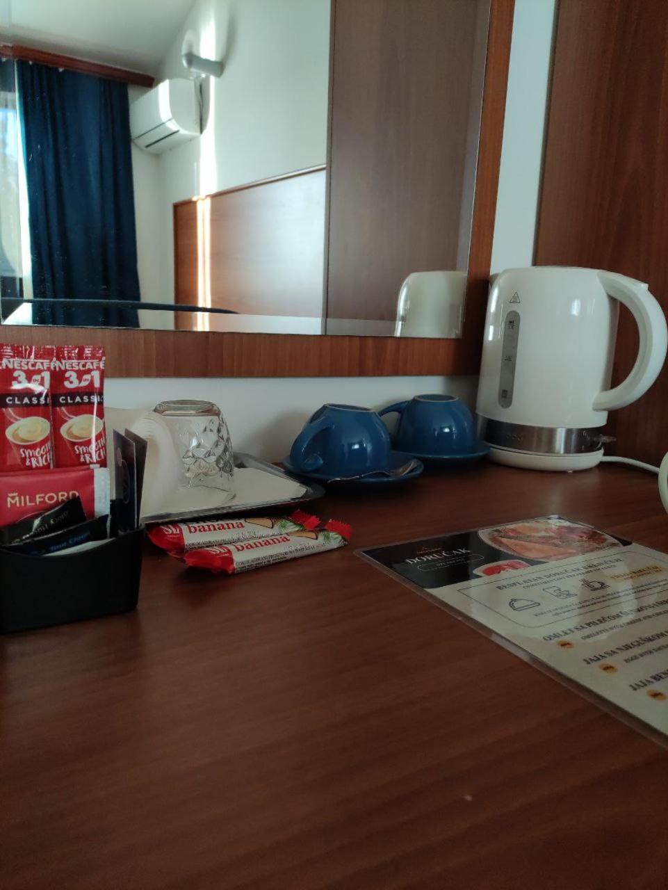 Hotel Ambasador Podgorica Eksteriør bilde