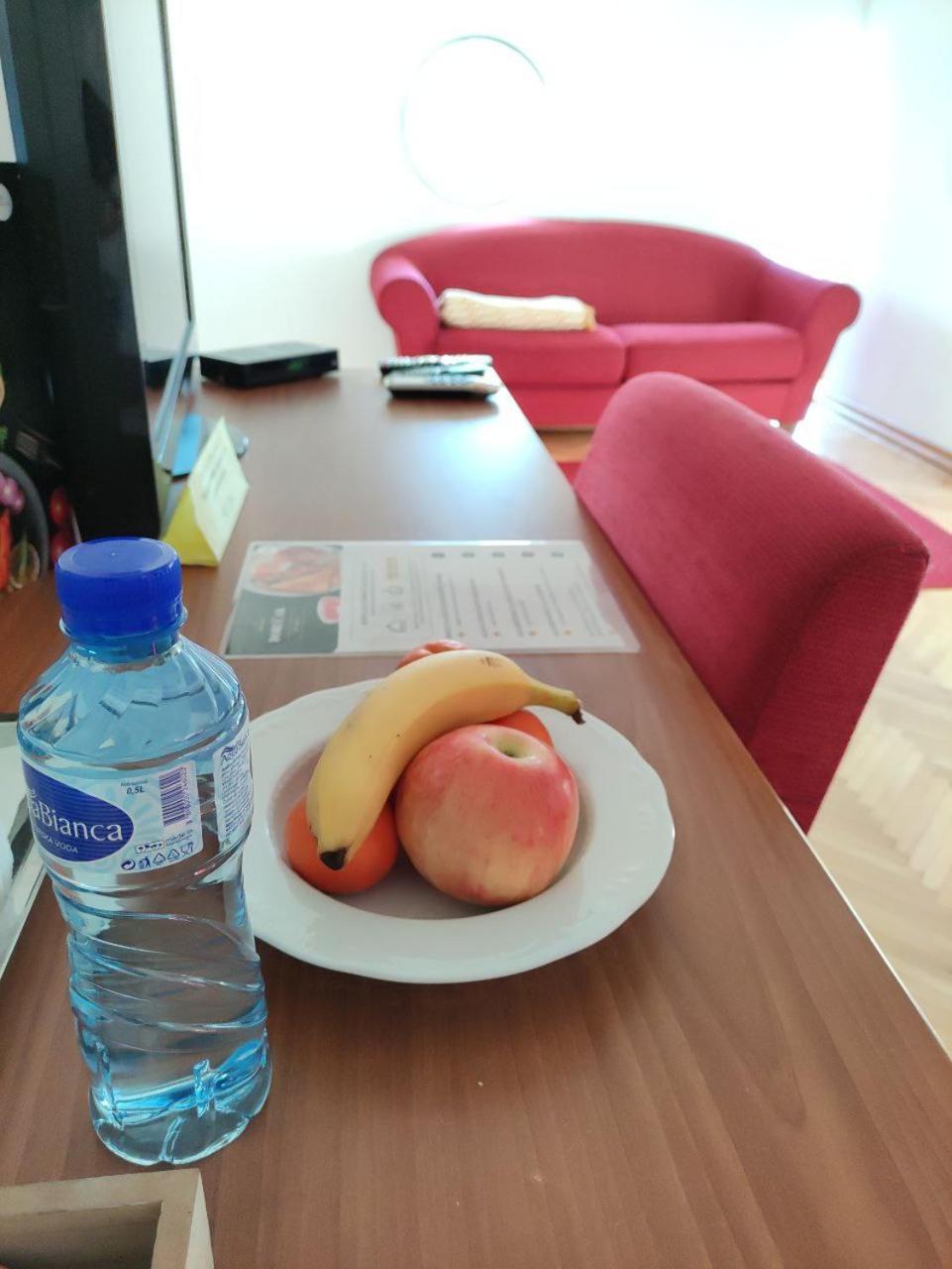 Hotel Ambasador Podgorica Eksteriør bilde